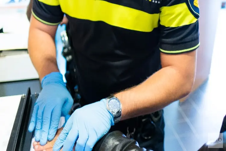 Politie onderzoekt verdacht sterfgeval op de Grote Beek Eindhoven