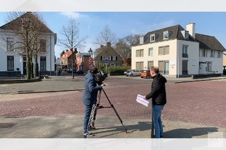 Wie is toch die nepkoerier? Hij maakt groot aantal nieuwe telefoons buit!