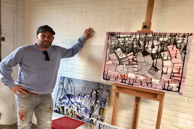 Ex-dakloze maakt kledinglijn en helpt hiermee dak- of thuislozen