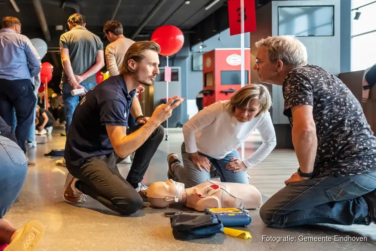 Hartveiligere stad: Eindhoven is een dekkend netwerk van burgerhulpverleners en AED&#39;S