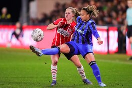 Ajax Vrouwen terug aan kop na winst bij PSV