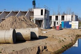 Afspraken over woningbouwversnelling, ongenoegen over vertraging rijksinfraprojecten