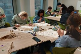 Nieuw gebouw Eindhovens Huygens Lyceum wordt feestelijk geopend met &#39;take over&#39; van Young Impact