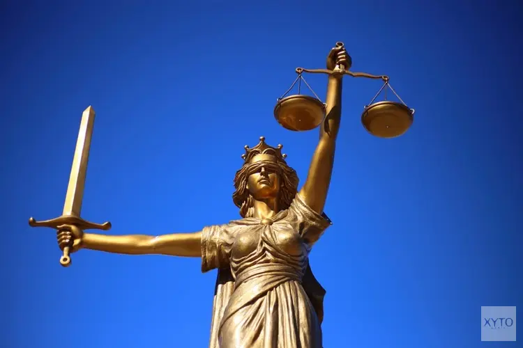 Cel- en taakstraffen voor belastingfraude bij vakantieparken door directeur, dochter en ex-vrouw