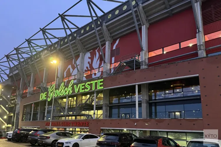 Sterk PSV klopt FC Twente