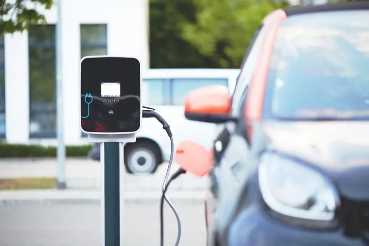Buurtaanpak voor laden van auto's