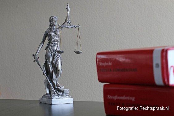 Veroordelingen voor projecteren beledigende en discriminerende teksten