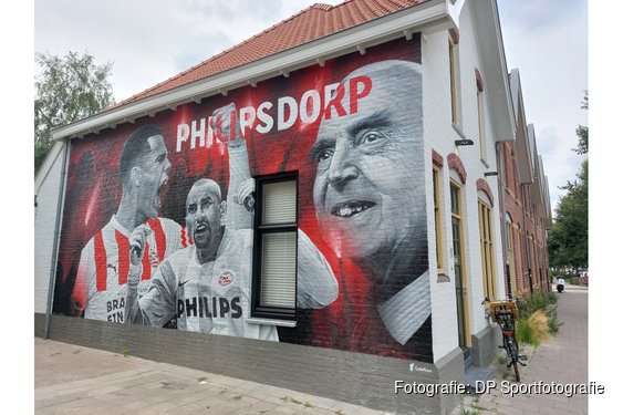 PSV dendert na rust over PEC Zwolle heen