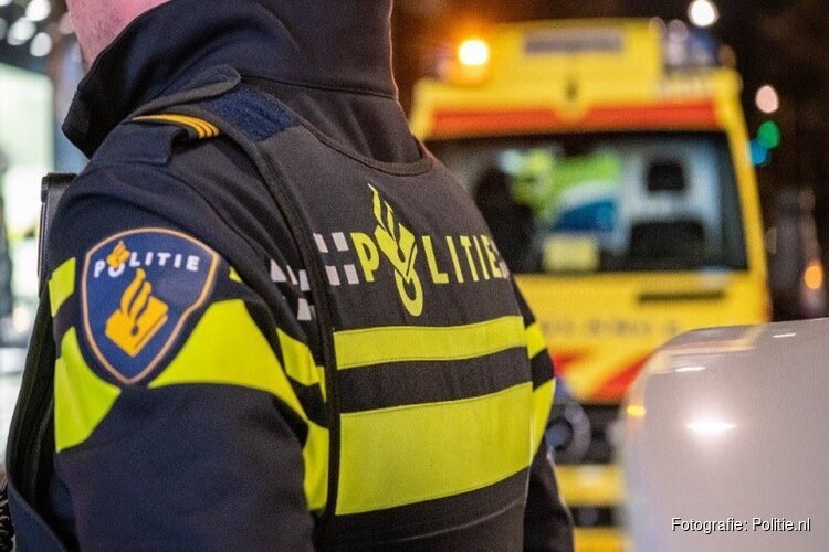 Vrouw zwaargewond na val van balkon, man aangehouden